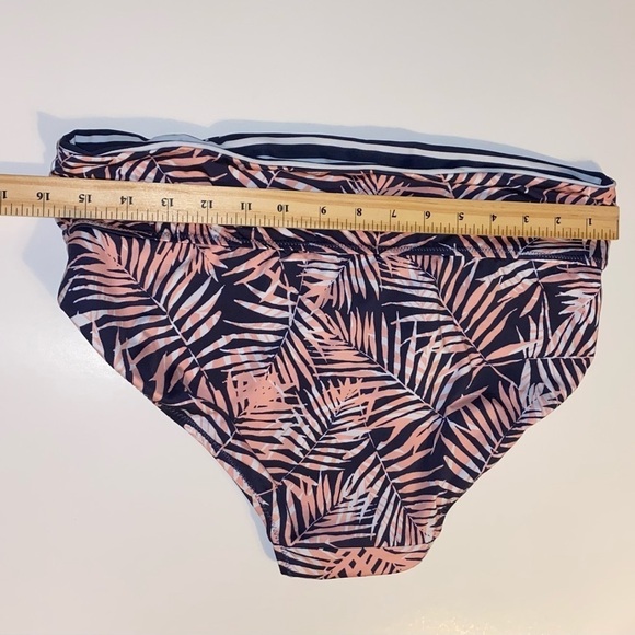 🏝️New🏝️ A Pea in the Pod Reversible Swim Bottoms - Picture 4 of 7